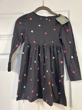 NWT H&M Long-Sleeve Dress with Multicolor Heart Print (6-8 youth)